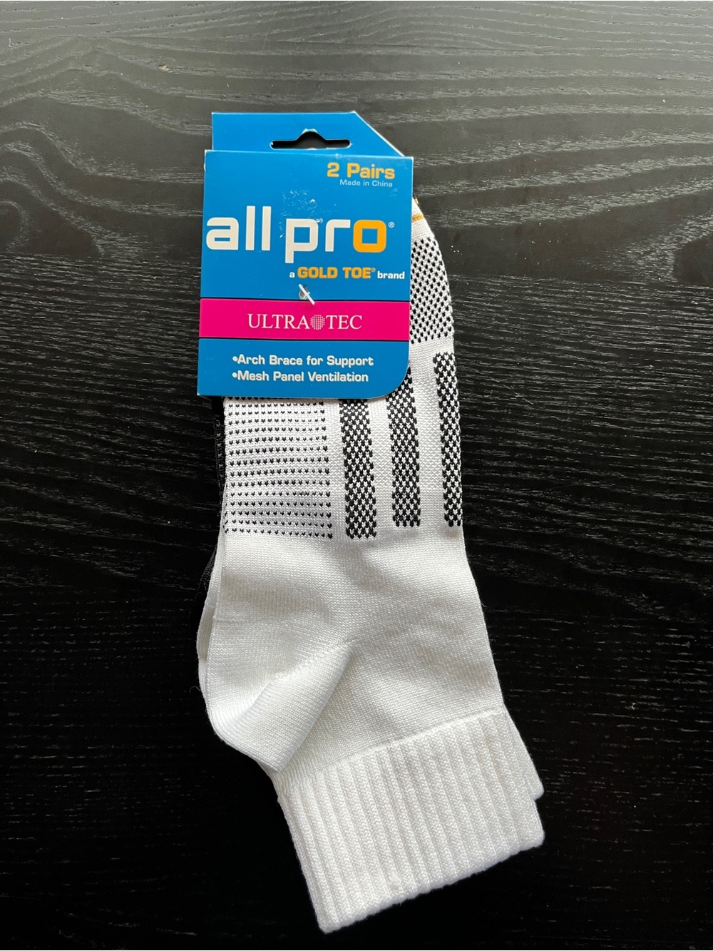 All Pro Gold Toe Ultra Tec Athletic Socks 2 Pairs White Black Size 9-11